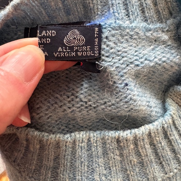 Light Blue Crewneck Sweater Lord &Taylor - Picture 5 of 5